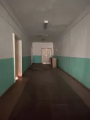 Нежилое помещение позиции на плане 2-18, 20, 21, общей площадью 749,6 кв.м., этаж: 2, кадастровый № 74:25:0302008:782. Адрес: Россия, Челябинская обл., г. Златоуст, ул. Кусинское шоссе, дом 1Б.