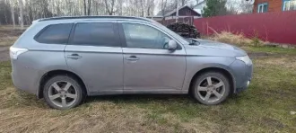 Mitsubishi Outlander 2012, 140 лс, 278252 км, АКПП; легковой автомобиль МИЦУБИСИ АУТЛЕНДЕР, 2012 г.в. VIN: JMBXTGF2WDZ004489. Тех. состояние: автомобиль в удовлетворительном техническом состоянии, на ходу. Имеются повреждения от ДТП: бампер задний - вмятина на неокрашенной части, крышка багажника…