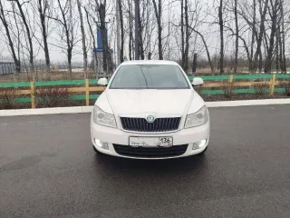 VW Shkoda Octavia 2012 Skoda Octavia, 2012 года, 102 лс, 254303 км, АКПП еще Skoda Octavia, 2012 года, 102 лс, 254303 км, АКПП еще легковой автомобиль ШКОДА ОКТАВИА, VIN TMBBA21Z9D2011569, 2012 года выпуска