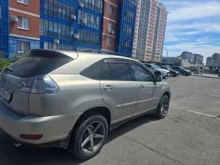 Lexus RX, 2008 года, 211 лс, 280000 км, АКПП. Автомобиль Lexus RX400H, 2008 г. в., VIN: JTJHW31U602059043. Техническое состояние: бывший в употреблении, имеет следы эксплуатации; требуются работы по тех обслуживанию. В отношении указанного транспортного средства зарегистрирован залог в пользу ВТБ…