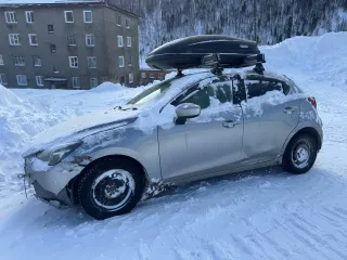 Mazda Demio 2015 года выпуска. Номер кузова DJ3FS-123921.