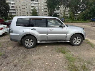 Mitsubishi Pajero 2007 года выпуска, VIN JMYLRV93W7J718163, цвет белый (серебристый), государственный регистрационный знак Р449СС69.