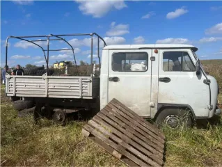 УАЗ 390945 2017 года, тип ТС: грузовой, бортовой. Год выпуска - 2017, VIN XTT390945H1214585, шасси (рама) № 390940Н0407384, кузов (кабина) № XTT390945H1214585, цвет: светло-серый неметаллик. Автомобиль находится в неисправном состоянии, не на ходу, в частично разукомплектованном состоянии, имеются…