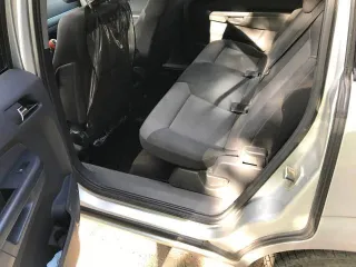 Opel Zafira 2007 года, 140 л.с., пробег 278 000 км. Цвет серый металлик. VIN: W0L0AHM7582017562, госномер Р176КХ177.