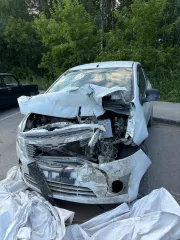 «Транспортное средство: Легковой автомобиль, марка: CHEVROLET, модель: SPARK, год изготовления: 2012, цвет: БЕЛЫЙ, VIN XWBMA481JCA515765. Транспортное средство после аварии, имеет существенные повреждения, не на ходу.»  не является предметом залога .
