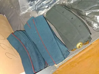 Вещевое имущество воинской части. Перечень имущества, подлежащего реализации, указан в прикрепленном файле "Приложение 1 вч 6676".