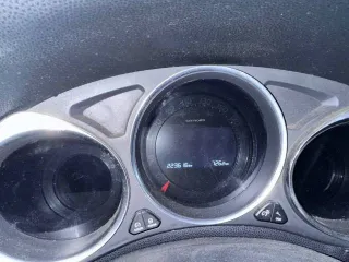 Citroen DS4 2012, 150 лс, 223616 км, АКПП. Легковой седан (не на ходу), белого цвета, VIN VF7NX5FEACY563166, ГРЗ В241ОА161, двигатель 10FJBZPSASF06 1537541, СТС 9961 854319.