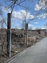 Нежилое здание общей площадью 326,3 кв.м, кадастровый номер 74:35:0400017:20, являющееся объектом культурного наследия регионального значения «Жилой дом», включенный в единый государственный реестр объектов культурного наследия народов Российской Федерации. Расположено по адресу: Челябинская…