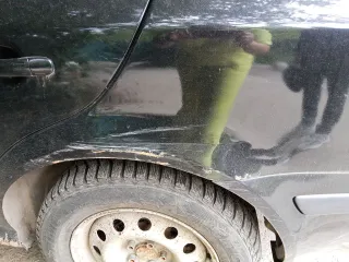 Автомобиль Skoda Octavia 2007 года выпуска, черный цвет, тип кузова комби (хэтчбек). Модель двигателя 975165, VIN TMBDK41U978870152, мощность 1000 л.с. (74 кВт), госномер Т703ЕО163. В связи с долгой неэксплуатацией сел АКБ, имеются следы ржавчины на кузове, потертости, внутри салона сняты дверные…