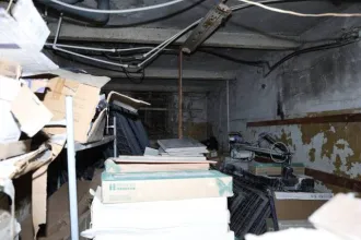 1/2 доли нежилого помещения 143,5 кв.м, Московская область, Рузский г.о., рп Тучково 1/2 доля помещения в Московской обл. 1/2 доля в помещении места общего пользования, назначение: нежилое, общее имущество собственников помещений в многоквартирном доме, находящемся по адресу: Российская Федерация…