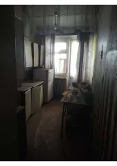 1/4 доля квартиры 41,4 кв.м в Оренбургской области, кадастровый номер: 56:26:1503017:164, адрес: Оренбургская область, р-н Саракташский, п Саракташ, ул Чапаева, д 60, кв 15