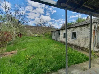 Жилой дом, назначение - жилое, общей площадью 78,6 кв.м., кадастровый номер: 26:06:203801:79; Земельный участок, общей площадью 1 776 кв.м., кадастровый номер: 26:06:203801:47, расположенные по адресу: Ставропольский край, Изобильненский р-н, ст-ца Рождественская, ул. Горная, д. 110. Имущество…