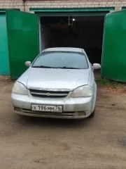 Chevrolet Lacetti 2008, VIN XUUNF196J80050167, цвет светло-серый, госномер Х 196 ММ 76. Паспорт транспортного средства 39 МС №335142, свидетельство о регистрации 76 40 №717374. Пробег 490986 км.