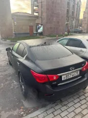 Infiniti Q50, 2016 года, 304 лс, полный привод, АКПП, транспортное средство – легковой автомобиль, марка/модель – Infiniti Q50, год выпуска – 2016, VIN – JN1EV7AR7HM837154 (имеются аресты и ограничения, находится в залоге AO «TBank»).