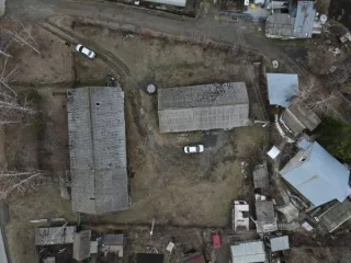 Земельный участок с кадастровым номером 19:03:060103:220, площадью 1826 кв. м  с расположенными на нем объектами недвижимого имущества – административное здание, общей площадью 212,7 кв. м, с кадастровым номером 19:03:060103:326, нежилое здание (гараж), общей площадью 120,8 кв. м, с кадастровым…