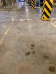 Машино-место площадью 12.7 кв.м, расположенное по адресу: Тюменская область, город Тюмень, проезд Ледниковый, дом 2, сооружение 1, машино-место №82. Кадастровый номер 72:17:1313004:8939. Помещение предназначено для малогабаритных транспортных средств. Основные конструктивные элементы: стены и…