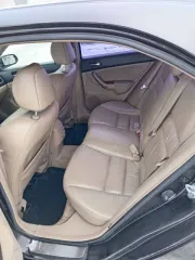 Honda Accord 2006 года, 190 лс, 395476 км, АКПП. Автомобиль марки HONDA модель Accord, 2006 г.в., VIN-номер JHMCL96806C220561.