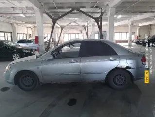 KIA Cerato 2007 года выпуска. Идентификационный номер (VIN) KNEFE227275399941. Модель двигателя G4FC, номер двигателя 74165844, номер кузова KNEFE227275399941. Мощность двигателя 122 л.с. (89,7 кВт).