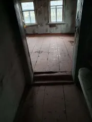 Жилой дом: кадастровый (условный) номер: 18:06:018041:56 на земельном участке, кадастровый (условный) номер: 18:06:018041:13 по адресу: Удмуртская Респ, с Грахово, ул Советская, дом 122
