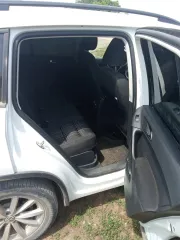 Volkswagen Tiguan, 2016 Легковой автомобиль ФОЛЬКСВАГЕН ТИГУАН, 2016 г.в., VIN: XW8ZZZ5NZHG103849, кузов № XW8ZZZ5NZHG103849, цвет БЕЛЫЙ, мощность двигателя кВт/л.с.: 131.7/179.0 (Горит значок двигателя)