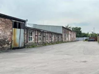 Нежилое здание цеха № 15, общей площадью 2468,3 м2, кадастровый номер 42:32:0101020:337, количество этажей: 1, расположенное по адресу: РФ, Кемеровская область – Кузбасс, Прокопьевский городской округ, г. Прокопьевск, ул. Энергетическая, д.16, включая право аренды земельного участка, на котором…