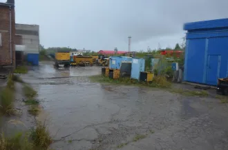Здание (механические мастерские производственной базы) площадью 902,3 м2, назначение: нежилое, кадастровый номер 29:28:110270:45, местоположение: Архангельская область, г. Северодвинск, проезд Чаячий, д.17; здание (механическая мастерская) площадью 751,4 м2, назначение: нежилое, кадастровый номер…