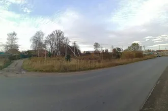 <p>Земельный участок, площадью 2500 +/  10,07 кв. м., расположенный по адресу: Российская Федерация, Ярославская область, м.р н Ярославский, д Ченцы, д. 14, кадастровый номер 76:17:202801:56, и нежилое здание, общ. площадью 270.1 кв. м., расположенное по адресу: Российская Федерация, Ярославская…
