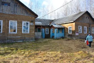 Здание школы (489,2 кв.м) и земельный участок (5482 кв.м), Вологодская область, Бабушкинский р-н. Здание, школа, кадастровый номер 35:15:0406008:246, расположенное по адресу: Российская Федерация, Вологодская область, р-н. Бабушкинский, п. Кунож, д. 122, общей площадью 489,2 кв.м; земельный участок…