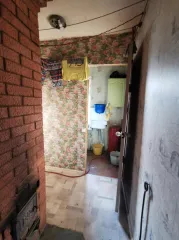 1/14 доли жилого дома 40,6 м² и аренда участка 948 м², Березники, Пермский край. Доля в праве на жилое здание, площадь: 40,6 кв.м., кадастровый номер: 59:03:0000000:7703, и право аренды на земельный участок, площадь: 948 кв.м., категория земель: земли населенных пунктов, разрешенное использование…