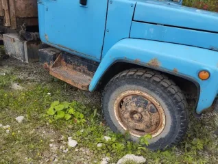 Грузовой самосвал ГАЗ-3507.01.015 1990 года выпуска, VIN XTH330720L1376193, шасси №1376193, кузов №005363, цвет синий, государственный регистрационный знак В361ЕМ60. Цена 171000 руб., НДС не облагается.