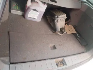 Шевроле Лачетти 2012 года выпуска, VIN XUUNF356JC0014008, госномер С977ХТ55. Учтены коррозийные повреждения, потертости и царапины на ЛКП. Задняя правая фара разбита. На лобовом стекле трещина. Требуется химчистка салона.