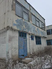 Нежилое здание школы 2416,3 кв.м и земельный участок 9580 кв.м Саратовская область Нежилое здание школы, расположенное по адресу: Саратовская область, Марксовский р-н, с. Яблоня, ул. Центральная, д. 15, общей площадью 2416,3 кв. м, кадастровый номер 64:20:041101:323; - земельный участок…