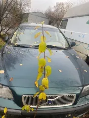 Volvo V70, 2000 Volvo V70, 2000 года, 200 лс, 344756 км еще Volvo V70, 2000 года, 200 лс, 344756 км еще Марка Volvo Модель V70 VIN YV1SW58K2Y1005782 Госномер B555EE51 продается вместе с автомобилем Год выпуска 2000 г. Цвет Зеленый Мощность двигате ля 200 л.с. Объём двигателя 2.4 л. Номер двигателя…