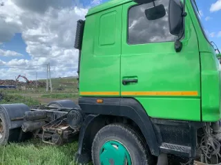 МАЗ 5440В5-8480-031, 2013 года выпуска, VIN Y3M5440B5D0000540 (автомобиль с ключами. Документы на транспортное средство отсутствуют. Отсутствует: коробка передач, карданный вал, воздушные патрубки, разукомплектован салон). Год выпуска: 2013, марка грузовика: Маз, модель грузовика: МАЗ…
