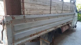 ГАЗ 3302, 2004 легковой автомобиль, марка: ГАЗ, модель: 3302, год изготовления: 2004, цвет: серебристый серо-зеленый, VIN: ХТН33020042016199, г/н: М425МС30. Особенности тех. состояния: коррозия по всему кузову, отсутствует навесное оборудование двигателя, двигатель разукомплектован, отсутствуют…