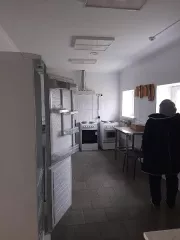 Жилой дом, назначение – жилой дом, кадастровый номер 57:18:0370101:187, адрес (местонахождение) объекта: Орловская область, р-н Покровский, д Даниловка; с земельным участком, категория земель: земли населённых пунктов, вид разрешенного использования: Для обслуживания здания и территории, общая…