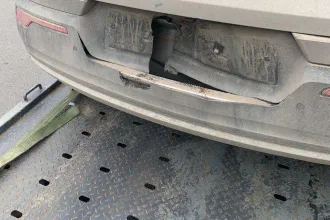 Volvo XC40 2021 года выпуска, идентификационный номер (VIN): LYVXZACACML585695, государственный регистрационный номер В785КС797. Транспортное средство не на ходу, восстановлению после аварии не подлежит