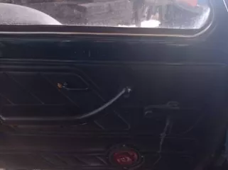 Легковой автомобиль ВАЗ-21214, грз Р837СК159, VIN: ХТА21214071844579, 2007 года выпуска. Привод – полный, КПП – механика, автомобиль на ходу, требуется ремонт КПП. Состояние кузова: имеются повреждения в виде вмятин, коррозии и ржавчины по всему периметру кузова, в том числе крышка багажника…