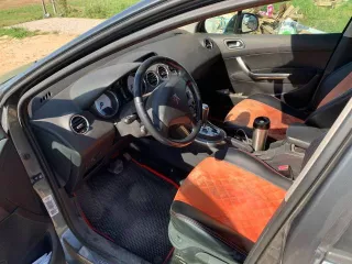 Марка и или  модель: PEUGEOT 308 Год выпуска: 2010 Идентификационный номер  VIN : Z8T4C5FWFAM002604 Номер шасси  рамы :    Номер кузова  кабины : Z8T4C5FWFAM002604 Цвет кузова  кабины : СЕРЫЙ Номер двигателя:   Рабочий объем  см³ : 1600 Мощность  кВт/л.с. : 88/120.0 Экологический класс: ЧЕТВЁРТЫЙ
