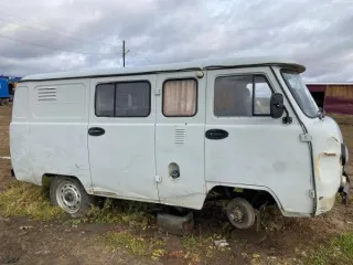 УАЗ – 390902, 2004. Транспортное средство - автобус УАЗ – 390902, идентификационный номер ХТT39090240481812; год изготовления ТС - 2004; модель двигателя ЗМЗ -40210L номер двигателя 30056510; номер кузова 39090040202682; номер шасси (рама) 37410040402691; тип двигателя - бензиновый; цвет – белая…