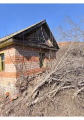 Дом 114,2 кв.м и участок 3000 кв.м, Оренбургская область. Жилое здание, площадь: 114,2 кв.м., кадастровый номер: 56:05:1601001:1009 и земельный участок, площадь: 3000 кв.м., категория земель: земли населенных пунктов, разрешенное использование: для ведения личного подсобного хозяйства, кадастровый…