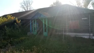 Здание школы 631.6 кв.м и земельный участок 3910 кв.м, Алтайский край, Калманский район, с. Новобарнаулка, ул. Новобарнаульская, д. 1. Кадастровый номер здания: 22:16:020507:4, земельного участка: 22:16:020507:1. Вид разрешенного использования участка: Общеобразовательные школы. Год ввода в…