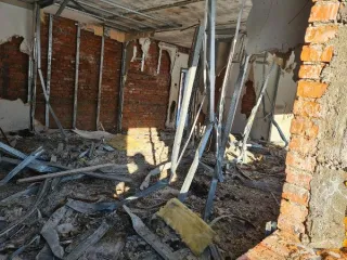 Нежилое здание (АЗС) 76,2 кв. м, кадастровый номер 03:09:000000:14601, и земельный участок 2734 кв. м, кадастровый номер 03:09:500108:30, категория земель - земли населенных пунктов, вид разрешенного использования - под строительство автозаправочной станции (АЗС), местоположение установлено…