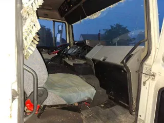 Volvo FL6, VIN YV2E4C4AXXB234357, шасси №D5B208010, кузов №YV2E4C4AXXB234357, цвет белый, 1999 г.в.