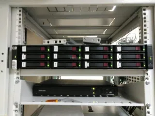 Дисковый массив HP StorageWorks P2000 G3 Dual FC 3.5, дисковый массив HP StorageWorks P2000 G3 Dual 8 Гбит/с FC 3.5, без жестких дисков, Москва