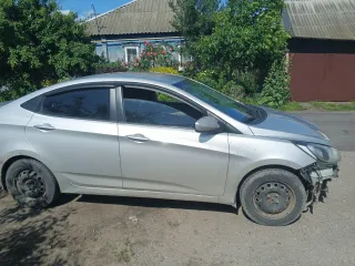 Hyundai Solaris, 2011. Автомобиль: марка и модель: Hyundai Solaris; год выпуска: 2011; VIN: Z94CU41DABR064997; цвет кузова: серебристый; объем двигателя: 1591; государственный регистрационной знак Н747АН46.