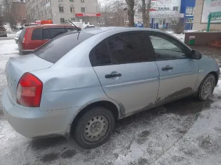 HYUNDAI Verna 2007. Автомобиль марки HYUNDAI модель Verna 2007 г.в. VIN-номер NLHCM41AP7Z062305. Ознакомиться с имуществом можно по месту его нахождения после предварительного согласования +7(963)-05-00-666, vvpischalnikov@gmail.com). Место осмотра имущества - г. Екатеринбург.
