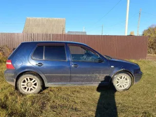 Volkswagen Golf 4, 2002 года, 75 лс, 238 319 км.