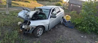 LADA Priora, VIN XTA217250E0264307, 2014 г.в., двигатель 1 596 см³ (106,1 л.с.). Местонахождение: Курская область, д. Амосовка. Автомобиль после аварии, не на ходу.