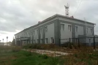 Столовая 604,7 м², участок 1061 м², Абакан. Нежилое здание (столовая), кадастровый номер 19:01:080501:1117, площадь 604,7 кв.м. Земельный участок, кадастровый номер 19:01:080501:10, площадь 1061 кв.м. Местонахождение: Республика Хакасия, г. Абакан, ул. Горная, д.5.